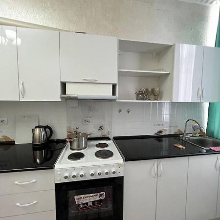 2-Room Apartment Mossovet Bishkek Exterior foto